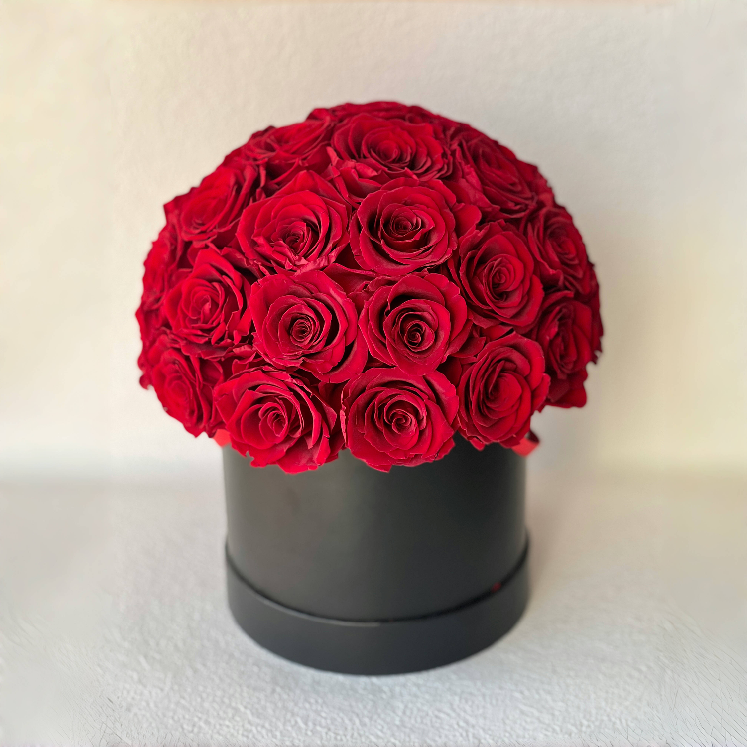 Rose hat of eternity roses