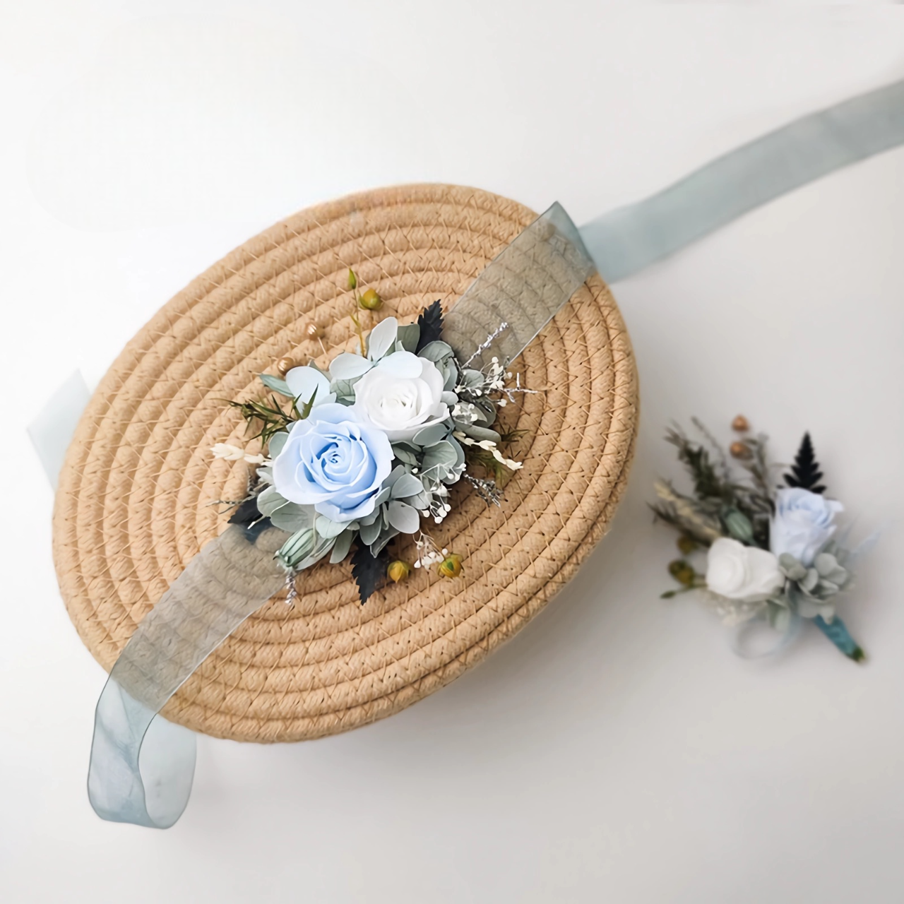 Corsage With Preserved Roses (White & Blue)