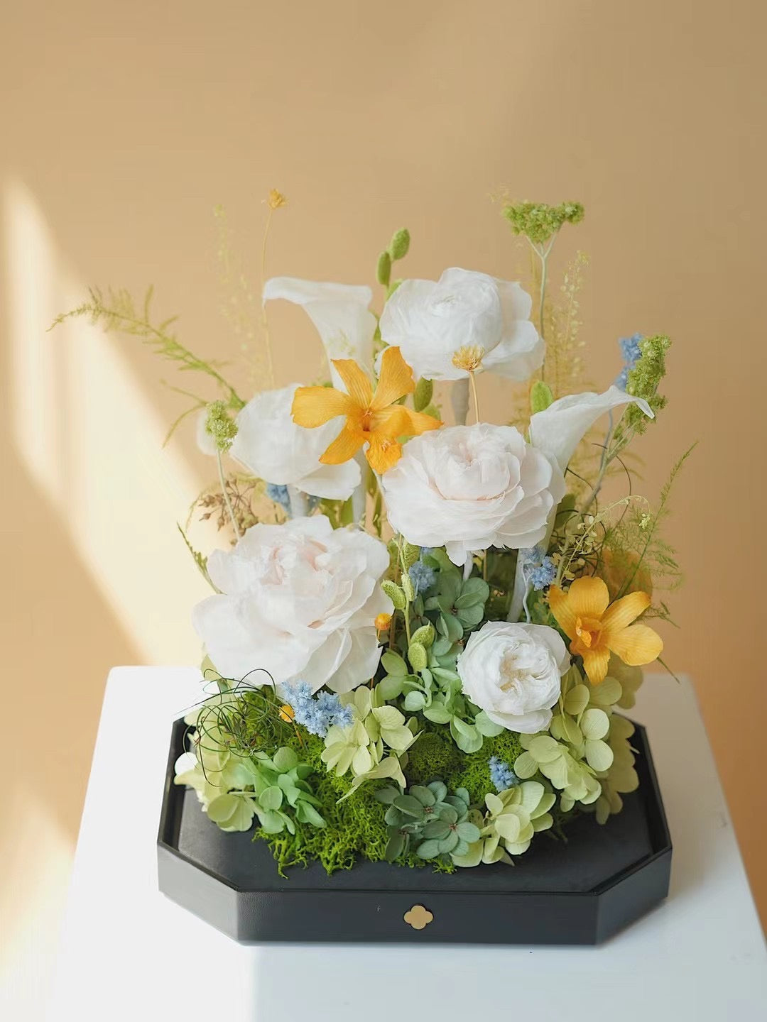 Mini Garden - White Roses