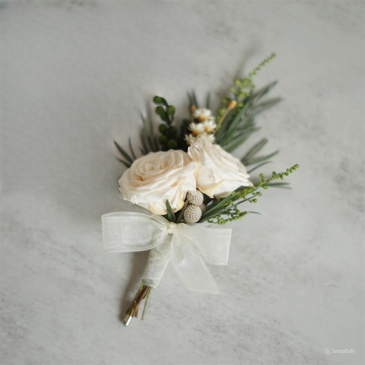 Boutonniere With Preserved Ivory Rose