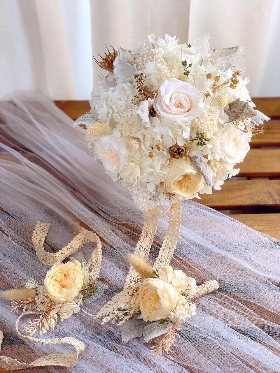 Ivory Dream Bridal Bouquet - Preserved Flower Wedding Bouquet